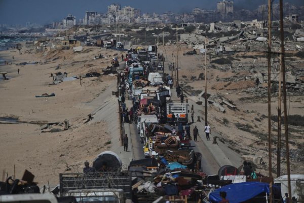 大智慧配资 以军密集空袭加沙 美以将讨论围困加沙城等计划